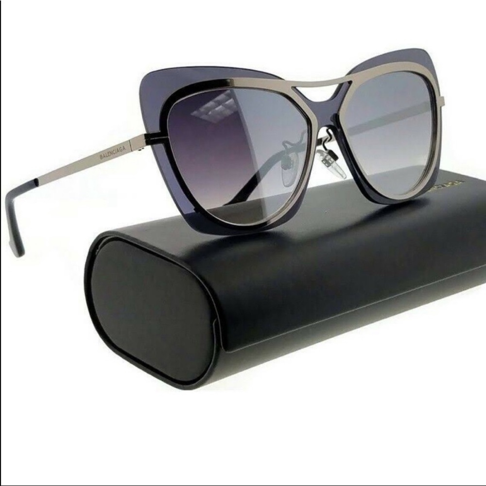 Balenciaga Sunnies